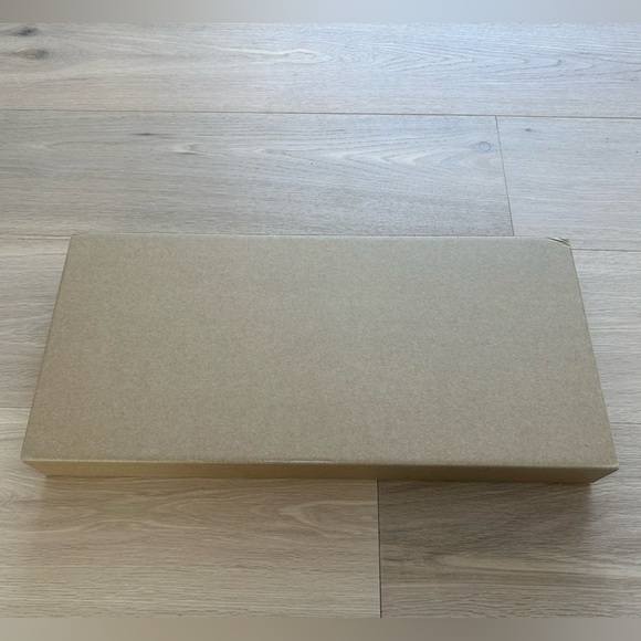 ‘I 🖤 U' Gift Box - Picture 6 of 6